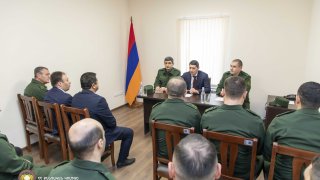 ՀՀ քննչական կոմիտեի զինվորական քննչական գլխավոր վարչության 6-րդ կայազորային քննչական բաժինը հիմնանորոգված վարչական շենք ունի․ բացման արարողությանը մասնակցել է ՀՀ քննչական կոմիտեի նախագահը (տեսանյութ, լուսանկարներ)